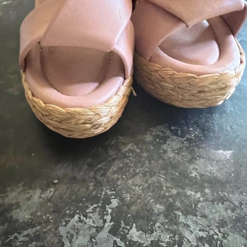 Andres Assous Opal Espadrille size 40